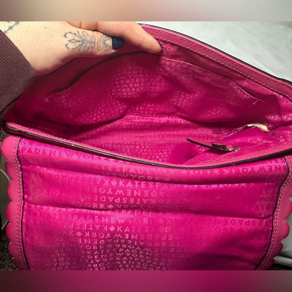 Kate Spade Maple Court Jazmin Scalloped Leather Crossbody Bag in Pink - Picture 9 of 15